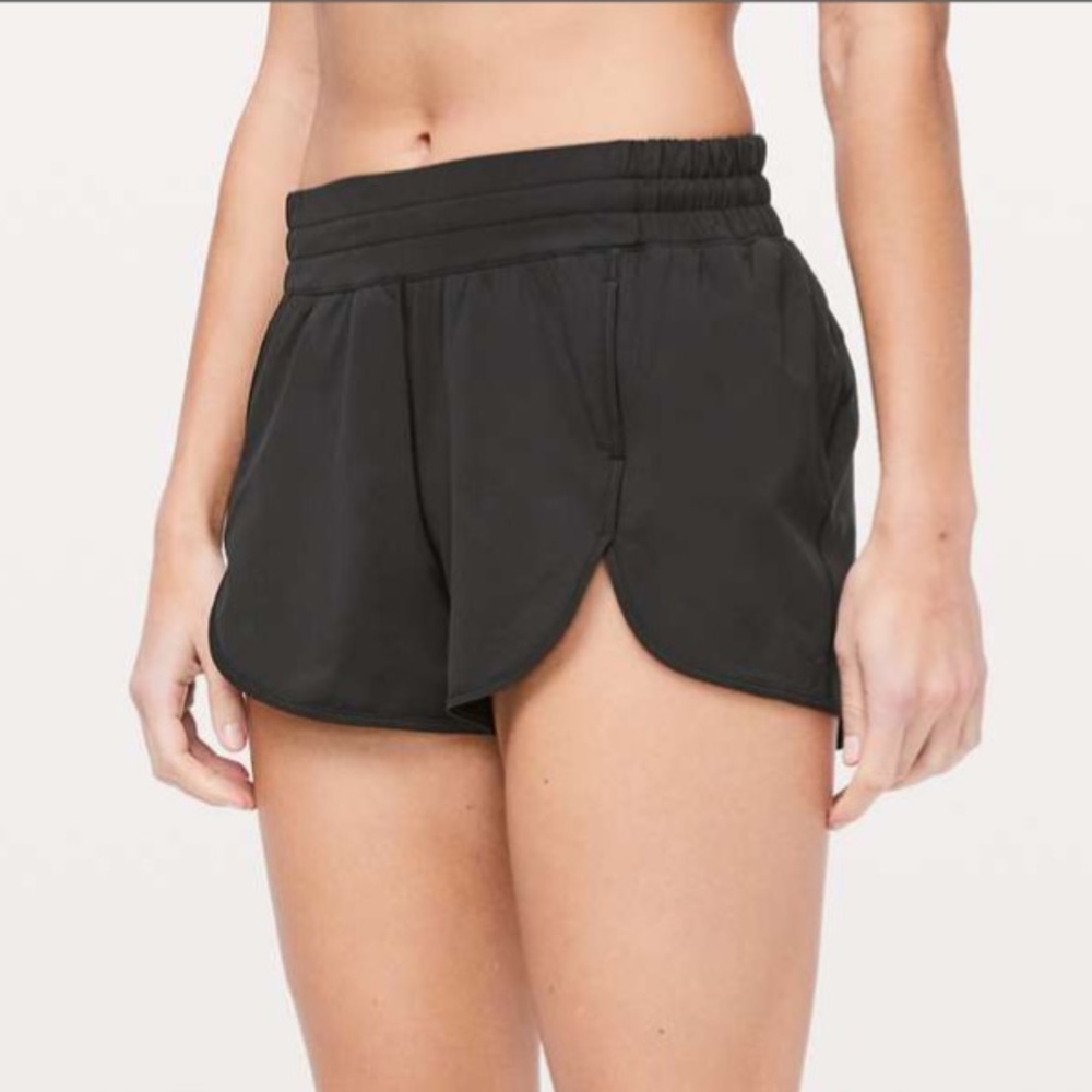 lululemon black power stride shorts